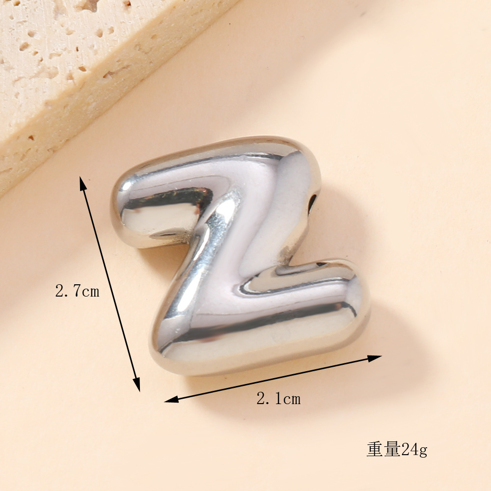 Colgante único venta cruzada de burbujas de fundición 26 collares de letras inglesas accesorios colgante DIY joyas de acero inoxidable