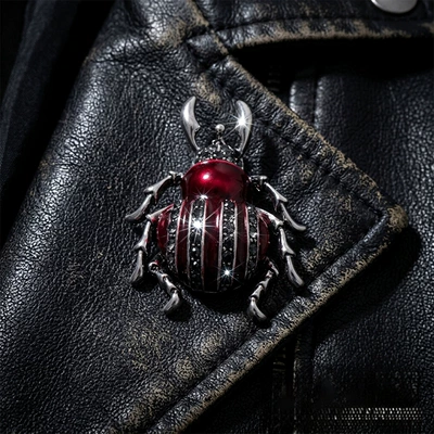 Yaxa sancaqları Cute Ladybug, Vintage Rhinestone - antler-beetle
