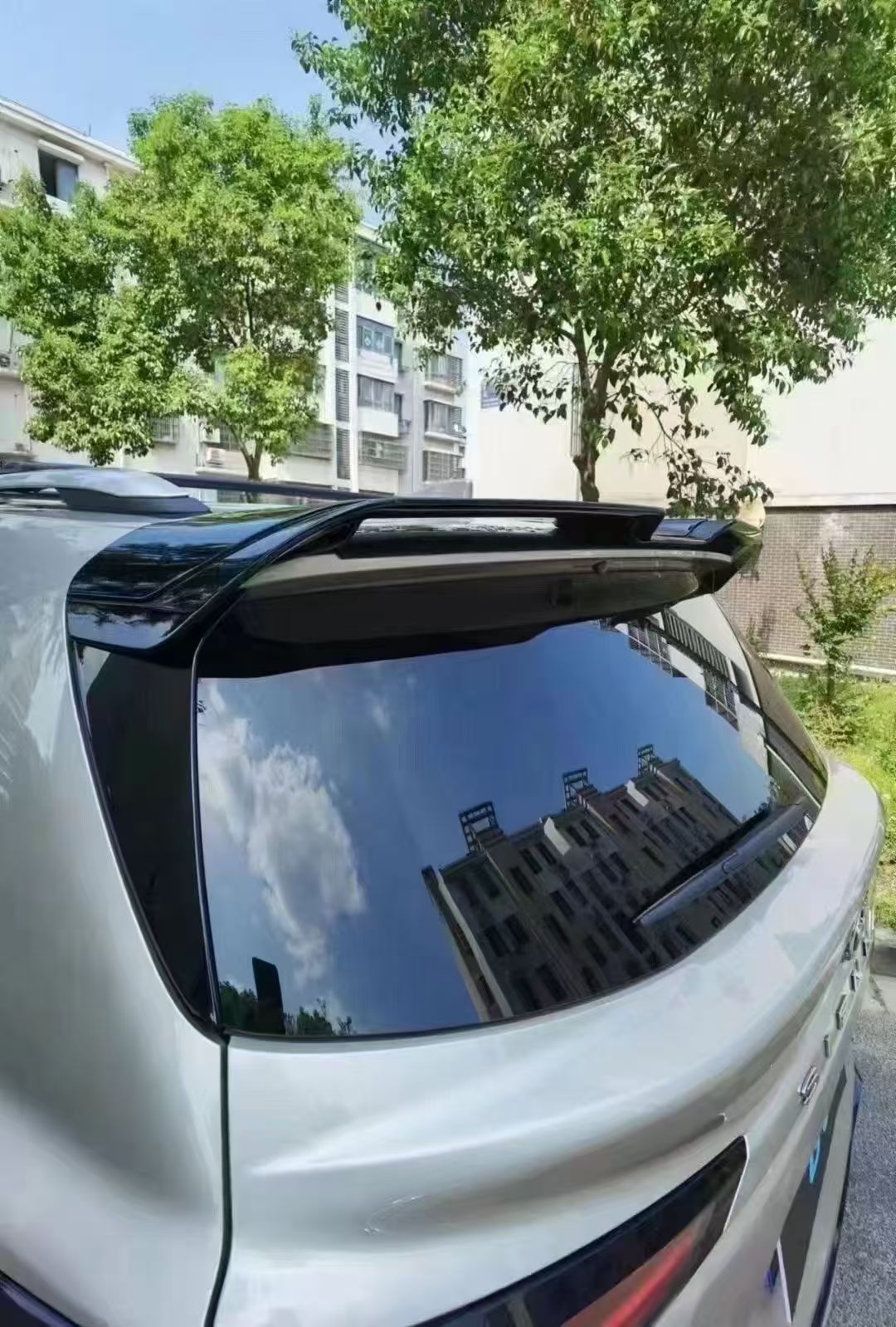 Suitable for Toyota Sienna Sienna Streamer with Light Tail Wing Sienna Grevia Fixed Wind Wing Modification
