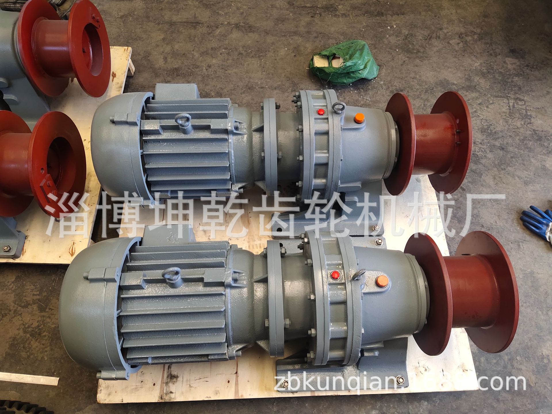 供应MA系列搅拌机配套BWD型摆线针轮减速机、提升机。