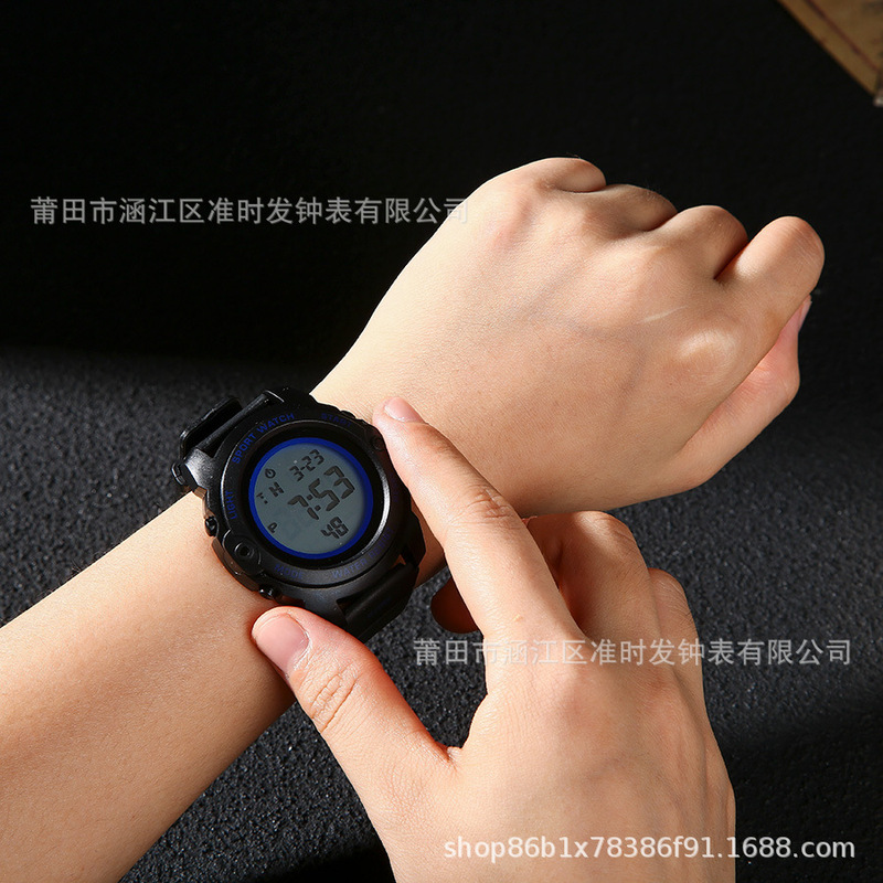 Camouflage Outdoor Sports Electronic Watch Multi-Functional Waterproof Luminous Alarm Clock Timing Watch Student Tactical Style Watch