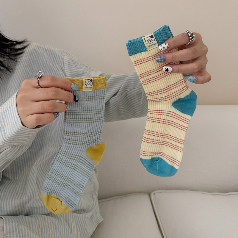 Xiangqu Island Micro-Pressure Kitten Striped Socks for Women, Mid-Calf Socks for Spring and Autumn, Cotton Socks, Korean and Japanese Style, Trendy on Instagram Xiangqu Island Micro-Pressure Kitten Striped Socks for Women, Mid-Calf Socks for Spring and Autumn, Cotton Socks, Korean and Japanese Style, Trendy on Instagram