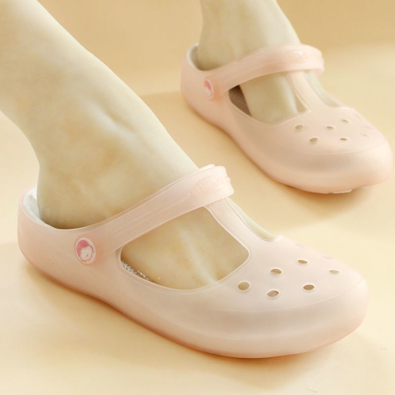Non-Slip Flat Clogs for Women, Summer Mary Jane Thick-Soled Nurse Sandals, Korean Style Beach Slippers, New Trendy Outdoor Wear Non-Slip Flat Clogs for Women, Summer Mary Jane Thick-Soled Nurse Sandals, Korean Style Beach Slippers, New Trendy Outdoor Wear