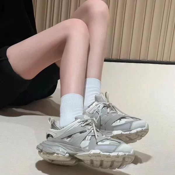 Wholesale pure original Putian high version Paris track 3.0 men's and women's thick-soled dad shoes, couple's height-increasing sneakers