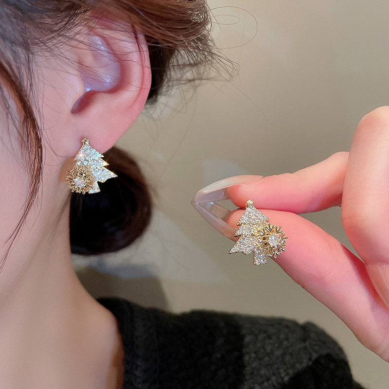 Retro Snowflake Copper Inlay Zircon Earrings 1 Pair display picture 10
