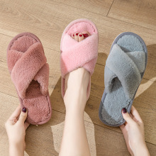 ����ЬŮ������ɫ�҃�ë�q���s������H��ůë�q����Ь���Q��ʿ