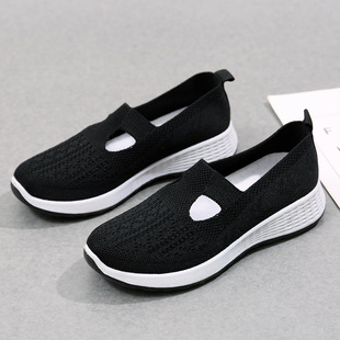 Autumn New Mom Shoes Lightweight Sneakers Women's Flying Mesh Casual Shoes Soft Bottom Walking Shoes Slip-on