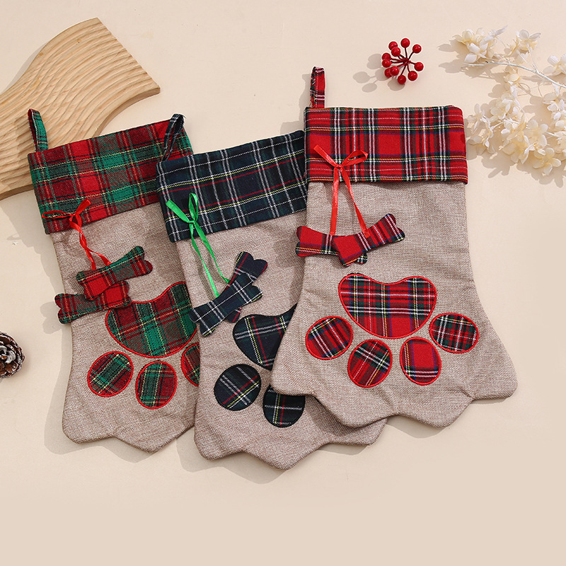 Creative and Simple Bear Paw Pendant Cross-Border Comes with Lanyard Plaid Bear Paw Print Pendant Christmas Atmosphere Decoration Ready Stock