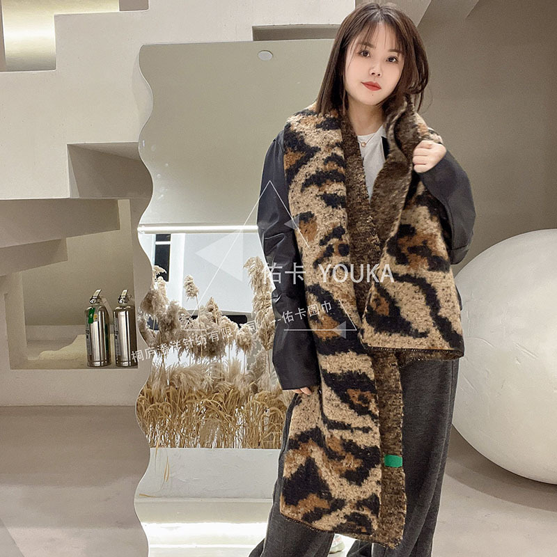 Bufanda cálida versátil con estampado de cachemira de imitación gruesa y nueva versión coreana de otoño e invierno para mujer de leopardo_voghion.com