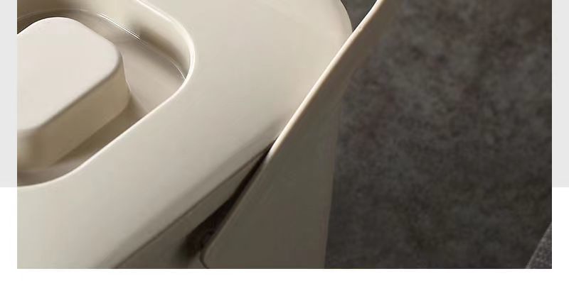 edb66335-d91d-440e-b22b-f2a0640c2b2c.jpe