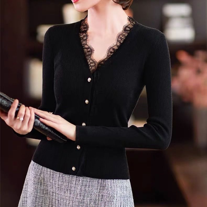 新款V领毛衣外套女蕾丝拼接韩版修身显瘦气质针织开衫外搭上衣潮