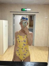 С���p�g�����C�����ӡ���Sɫ�����B�wӾ��Ů����Ӗ��Ӿ�b�Ը�