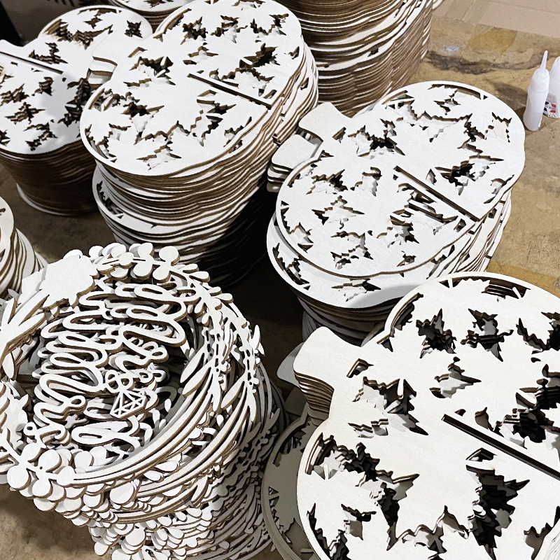 Nueva decoración de Halloween creativa transfronteriza apoyos decoración tridimensional mariposa DIY mariposa de madera pintada a mano