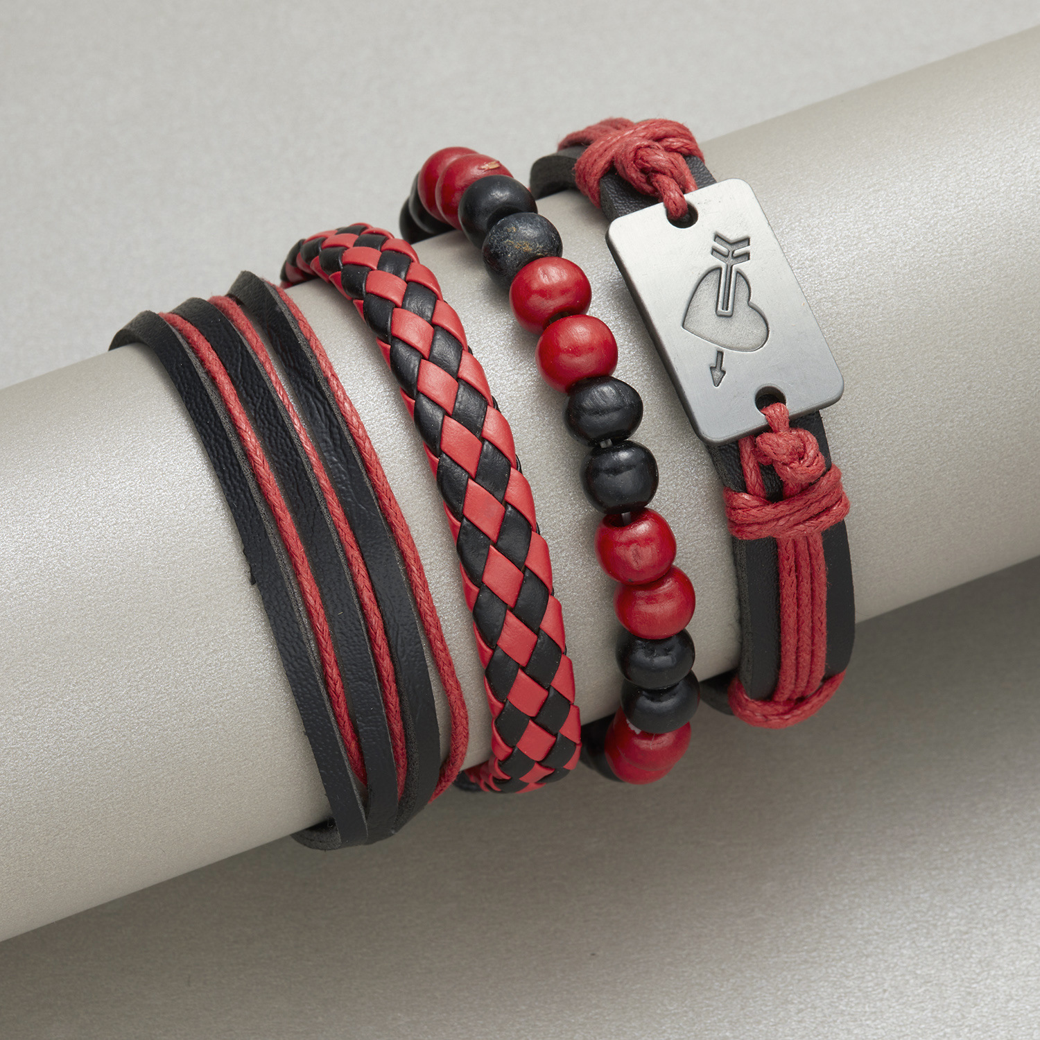 26g Weight Bracelets Classification 1 Set Quantity Daily Occasion Pu Leather Material Heart Shape Pattern Men'S Gender Knitting Design Fashion Style Fashion Heart Shape Pu Leather Knitting Men's Bracelets 1 Set 7