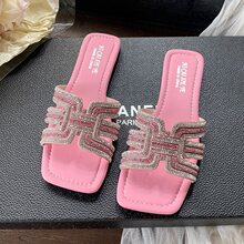 ��a��ЬŮ���⴩�r��H�ϸ�ƽ��ˮ荛��ϰٴ����eɳ��һ����