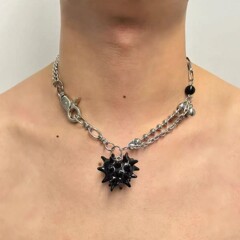 新型デザイン荊棘悪魔の心流蘇チェーンペンダントネックレス潮クール気質ファッション個性鎖骨チェーン
