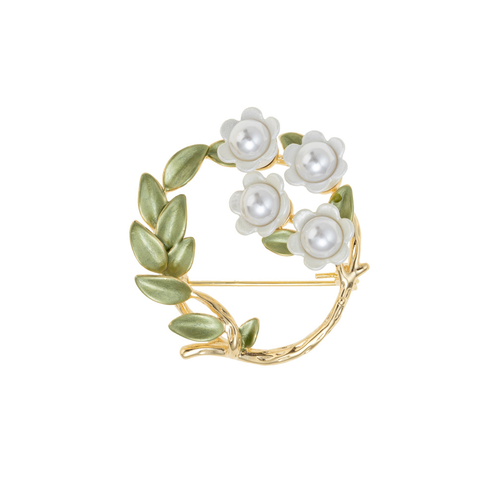 森系梔子花胸針 時尚簡約百搭花環胸花 新款個性開衫西裝別針配飾