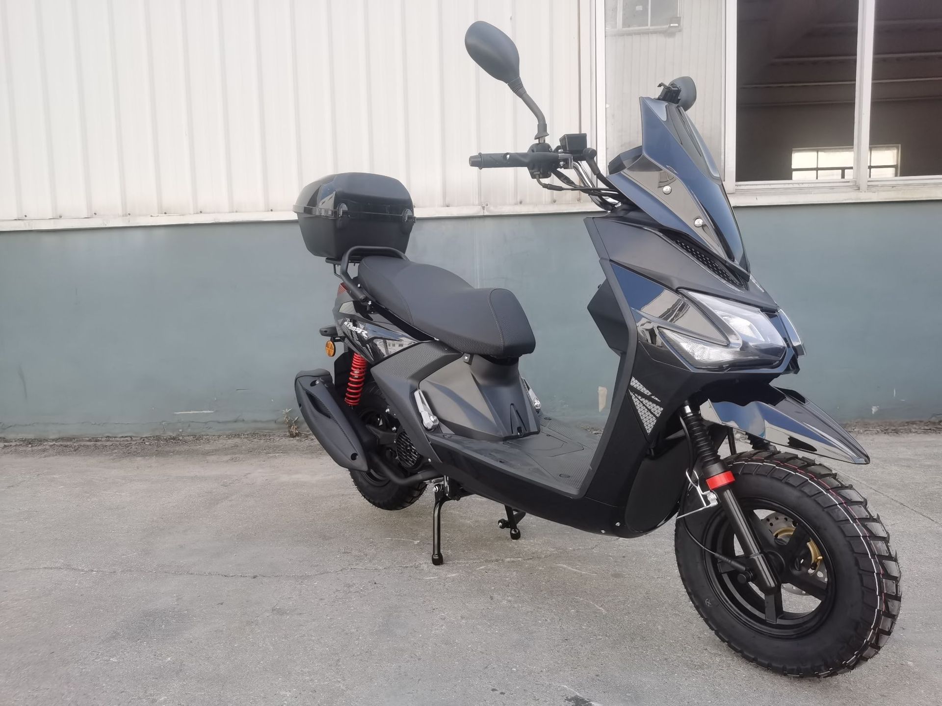 Domestic Road Boss 150C Large Scooter Motorcycle, Fuel-Powered, Can Be Registered, National Iv Efi Jinlang Motorcycle, 150Cc Displacement