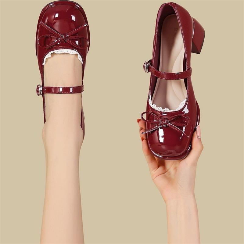 Zapatos de mujer de estilo francés de primavera y verano de 2026 nuevos zapatos de arco grueso con talón de boca superficial para mujeres