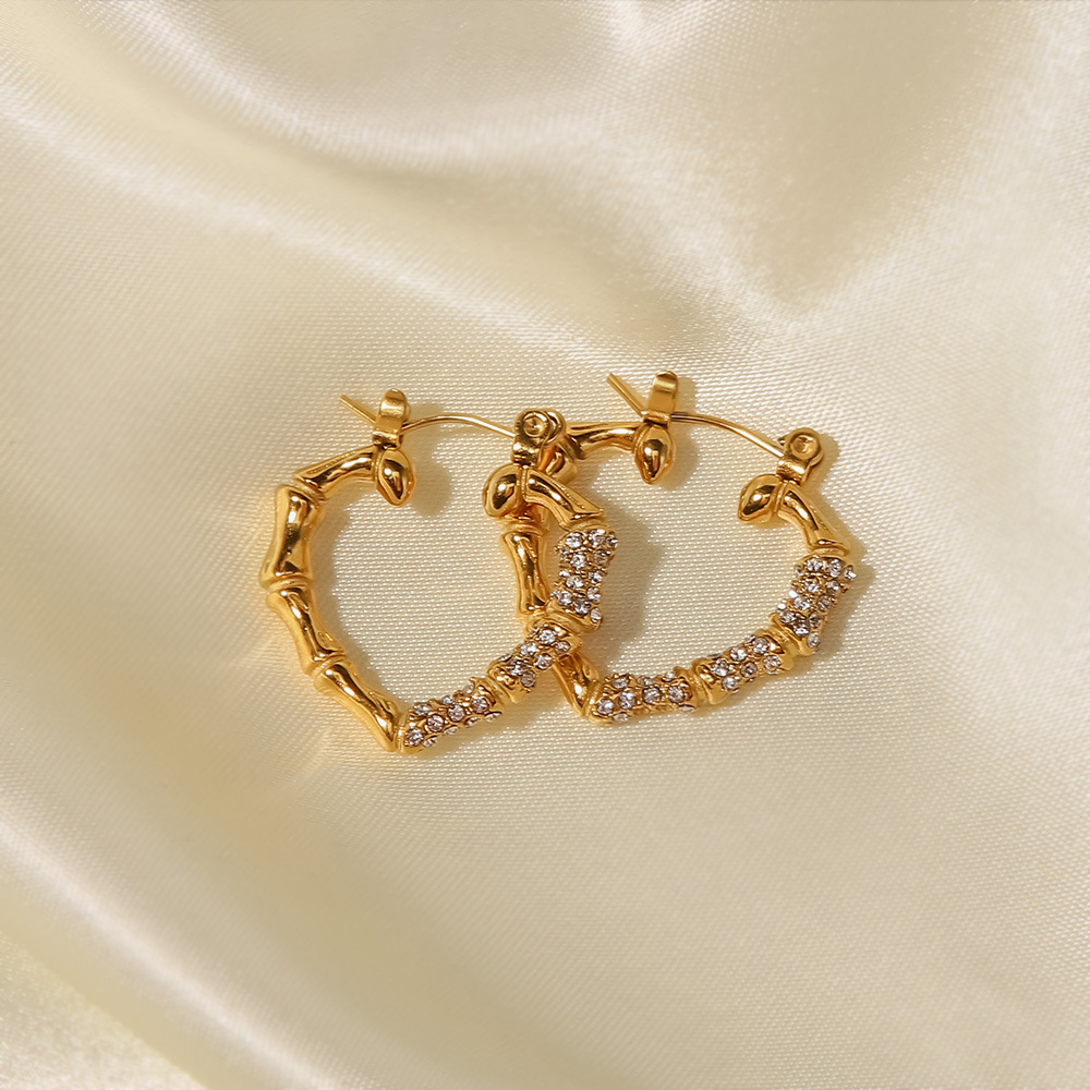 Fashion Heart Shape Stainless Steel Zircon Hoop Earrings 1 Pair