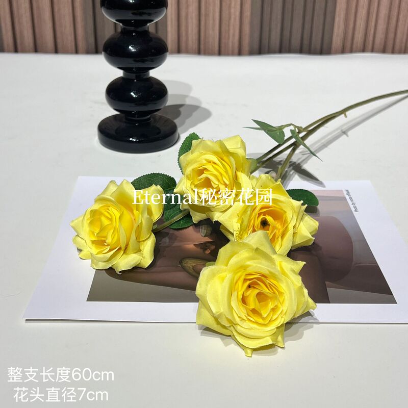 模擬黄色のバラのつるバラの物語紙の花と緑の植物のつる壁掛けアングルローズ店頭ドア装飾|undefined