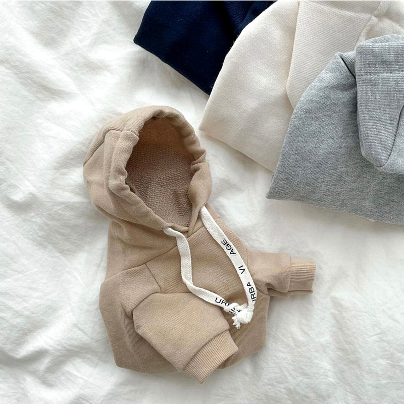 Otoño e invierno cachorro con capucha suéter ins estilo gato engrosado ropa de dos patas cachorro mediano y pequeño perro ropa para mascotas