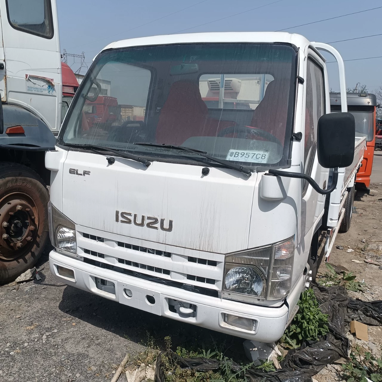 Б/у экспортный малотоннажный грузовик Isuzu с одинарной кабиной, 5 кубических метров, съемный мусоровоз, 100 л.с.