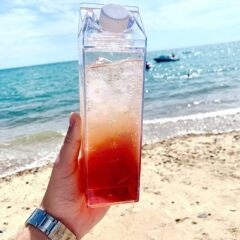 四角い牛乳カップ透明プラスチックネット赤携帯コップ大容量家庭用ジュースミルク茶飲料分注コップ