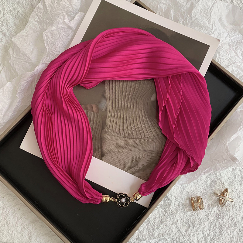 Pañuelo de seda arrugado de seda de imitación magnética con hebilla de rosa de color sólido de verano, protector solar, bufanda decorativa profesional ligera de todo fósforo