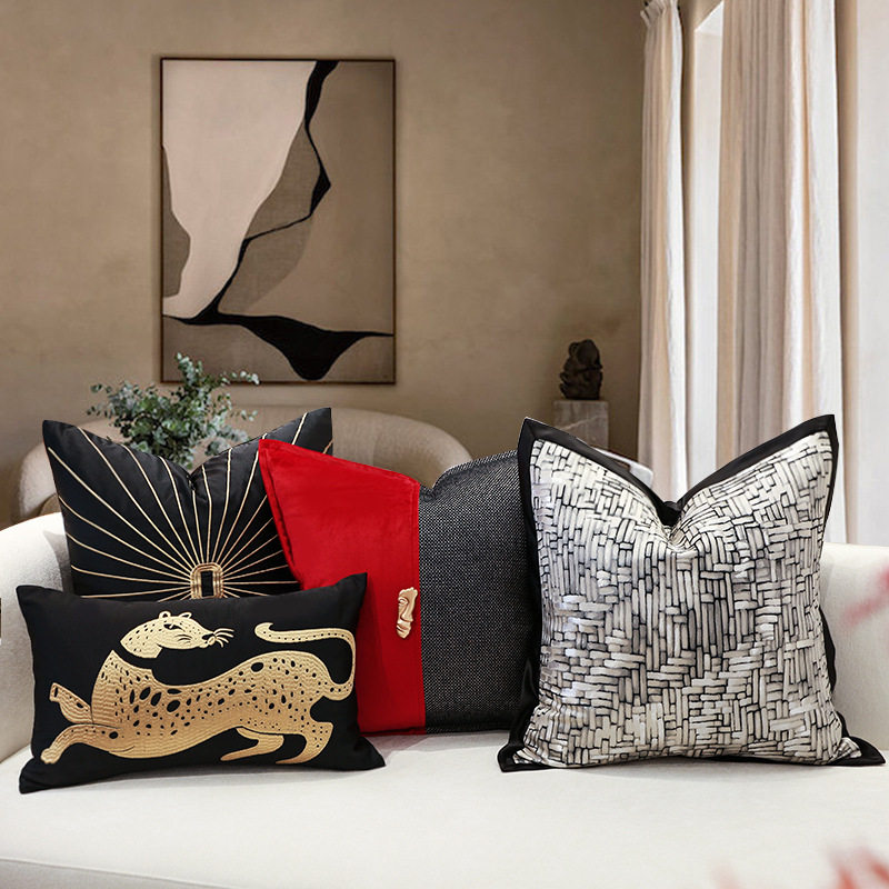 New product direct selling model room hotel villa craft cushion high-end embroidered embroidery pattern throw pillows and pillowcases
