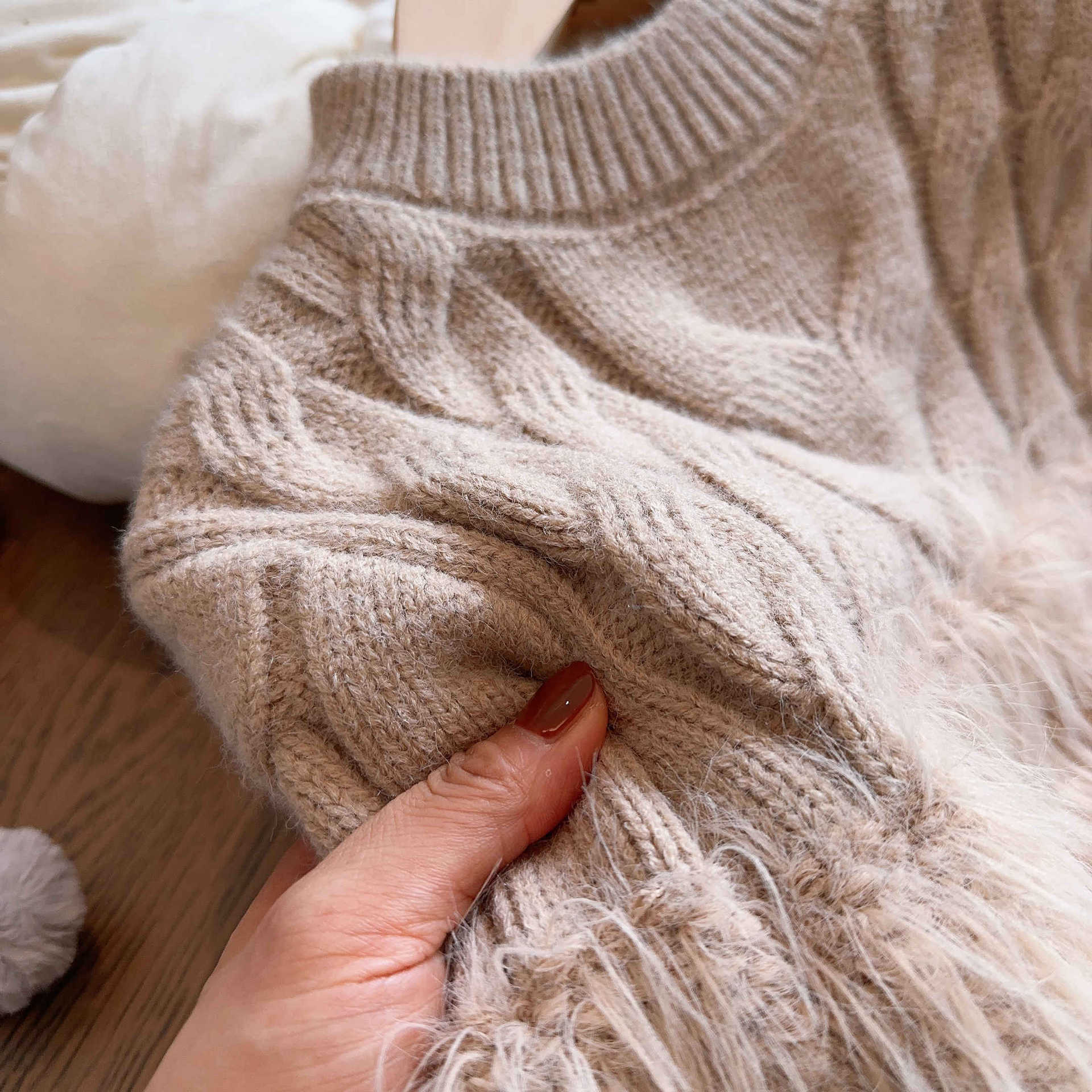 子供用女の子秋冬プルオーバーセーター2025新作ベビー韓国風おしゃれニットセーター女の子万能トップス