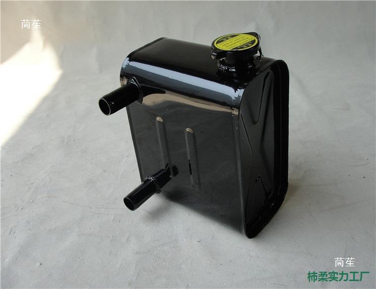 Three-wheeled motorcycle radiator, semi-enclosed auxiliary water tank, Dragon L1L2 auxiliary water tank
