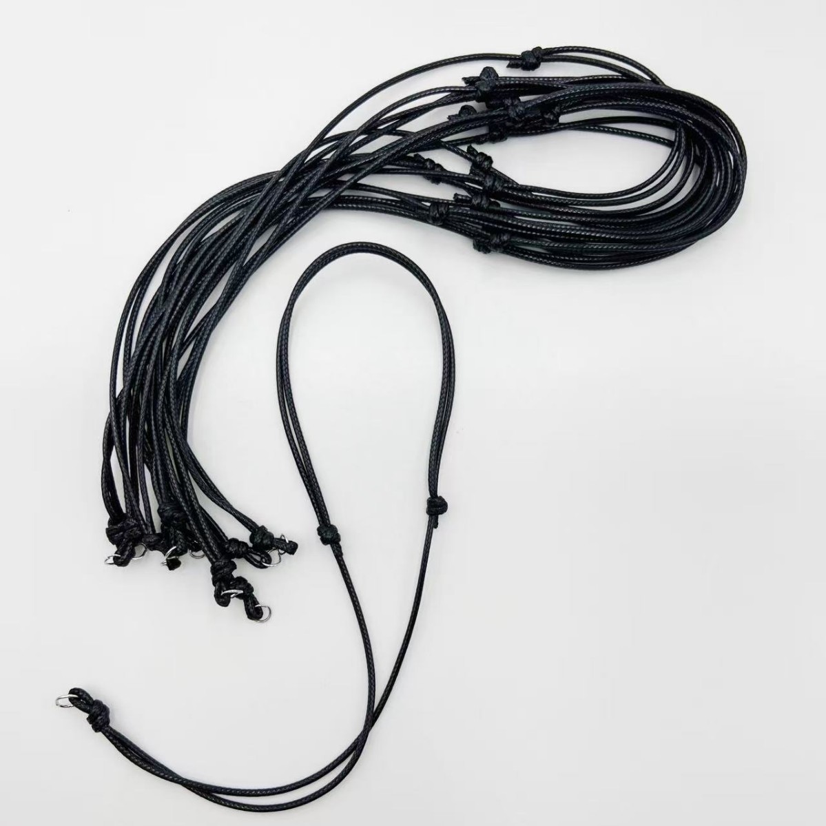 universal black adjustable necklace
