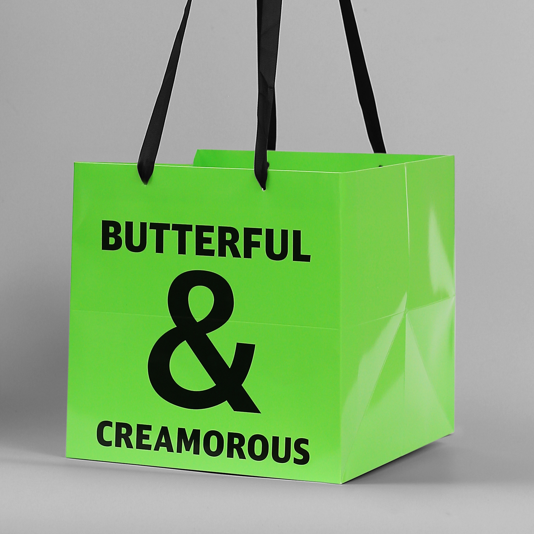 High Street show bolso de mano fluorescente embalaje de regalo al por mayor atmósfera romántica bolso de abrazo bolso de embalaje de flores en inglés