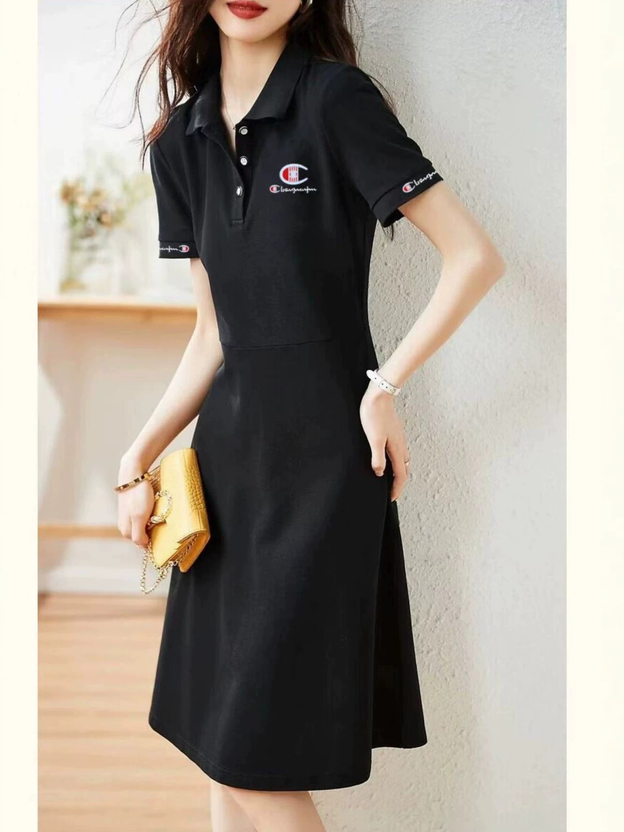 Đầm midi cổ polo tay ngắn thắt eo kiểu Pháp — đen