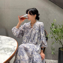 韩国chic秋季法式复古水墨碎花系带收腰长款泡泡袖雪纺连衣裙女