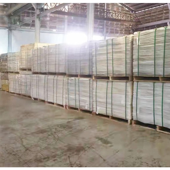 4.7mm透明浇筑亚克力板现货透明有机玻璃现货工厂5mm亚克力板