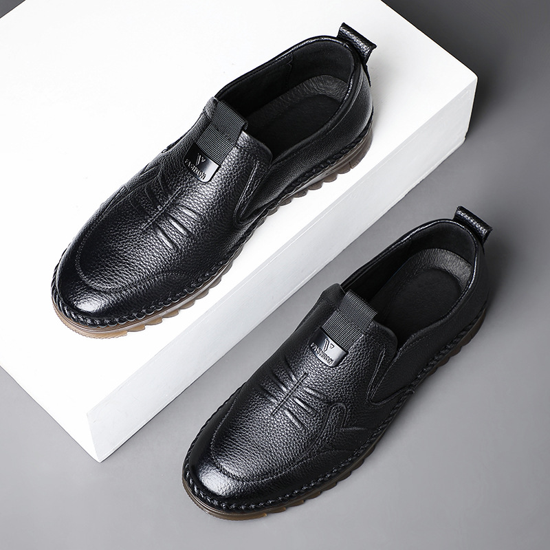 Zapatos casuales de cuero de vaca de primera capa para hombre, zapatos de cuero genuino con suela suave y superficie suave para hombre, zapatos transpirables para papá.