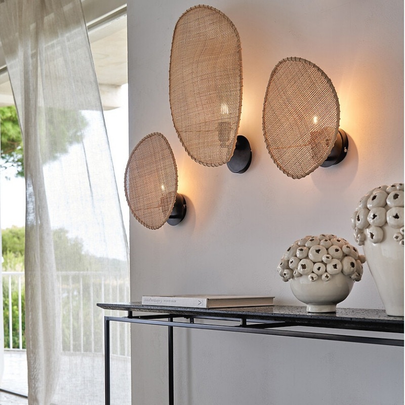 Lámpara de pared artesanal de caña de estilo japonés silenciosa en el sudeste asiático clásico ins estudio residencial sala de té iluminación artística en forma de ventilador