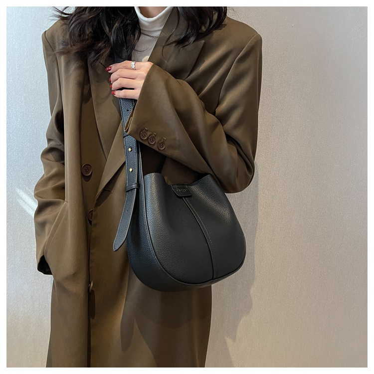 Women's Large Capacity Shoulder Bag Casual Simple Satchel Bag_voghion.com