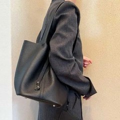 跨境TC皮头层牛皮高级腋下单肩高级感2025菜篮子真皮大容量水桶包