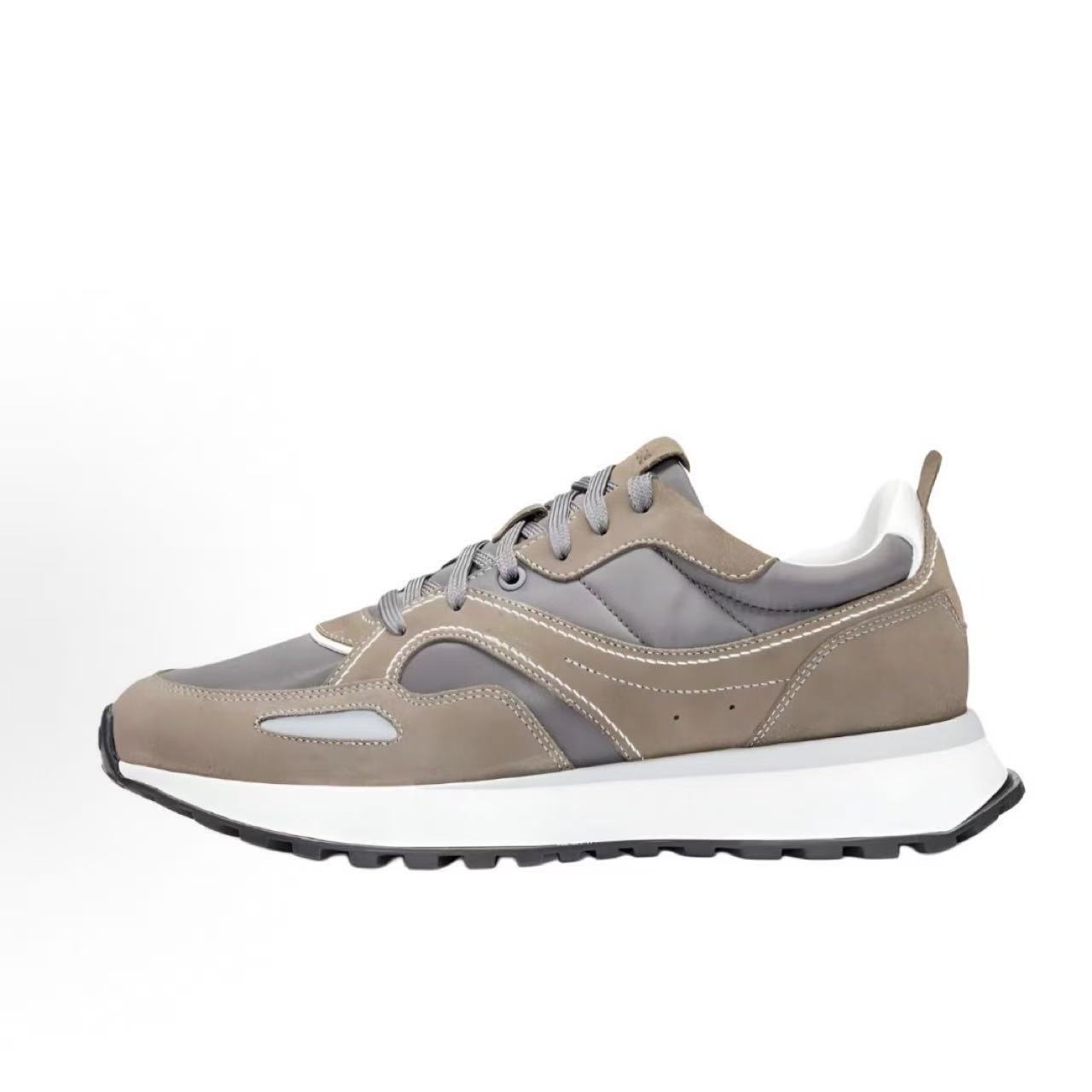 Europa estación nueva moda de zapatos de cuero zapatos casuales de hombre transpirables, moda universal y cómodos zapatos para correr con suela gruesa