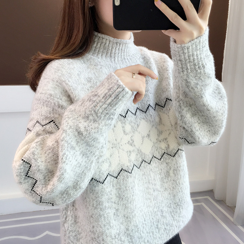 Chenille turtleneck sweater for women, new casual style, loose fit for students, women's winter knitwear, outerwear, base shirt, winter trend