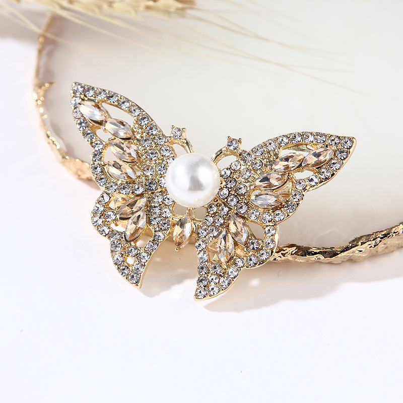 Glamour Mariposa Aleación Embutido Perlas Artificiales Diamantes De Imitación Mujeres Broches display picture 6