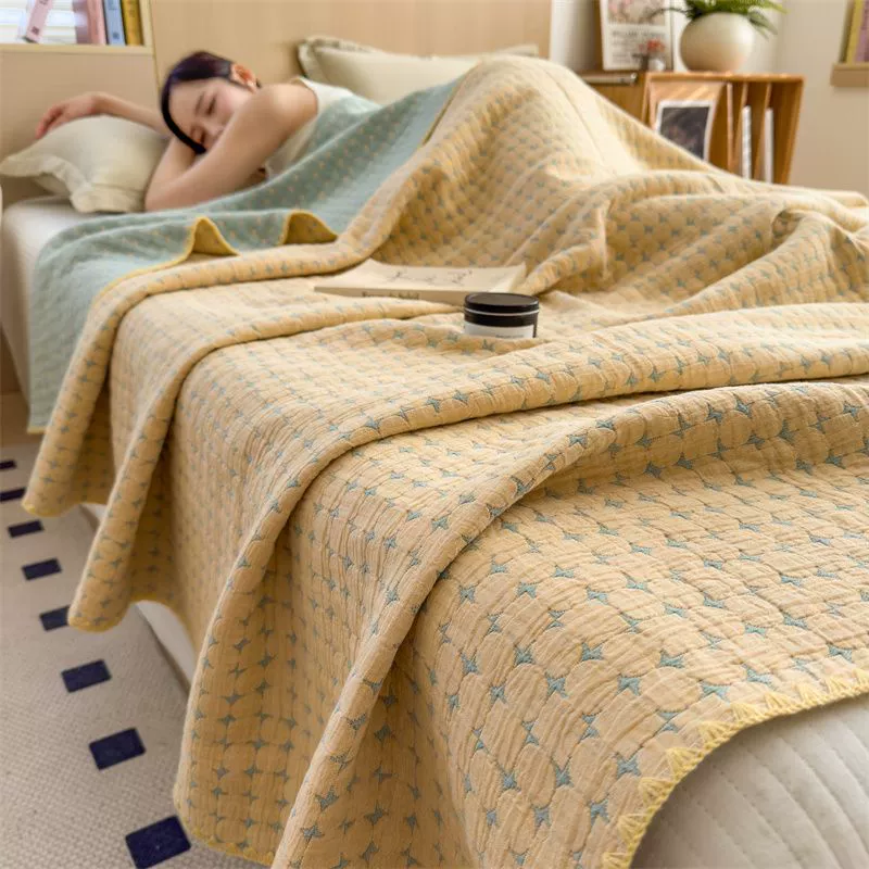 Light luxury Class A three-layer yarn pure cotton air conditioning summer cool quilt full cotton single student dormitory spring and autumn thin quilt machine washable