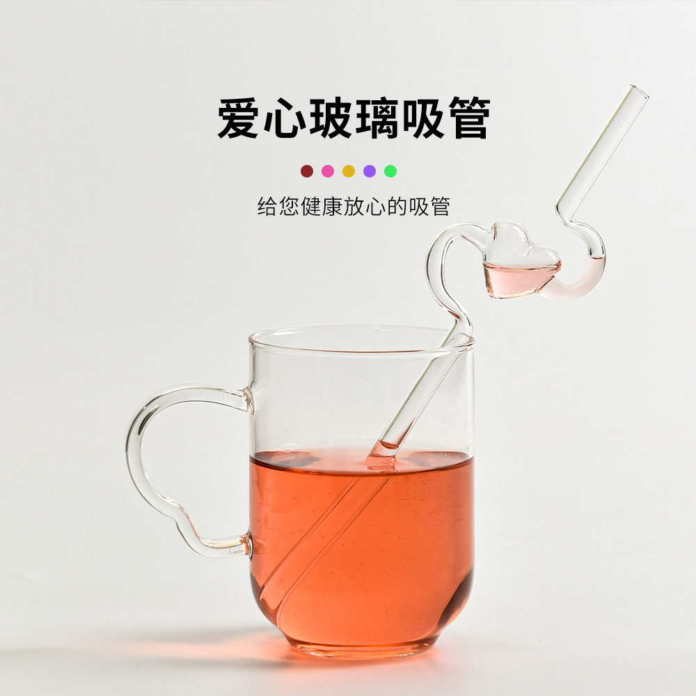 Pajita de vidrio de amor de color creativo jugo de leche pajita resistente al calor mujeres embarazadas y niños disponibles al por mayor de fábrica