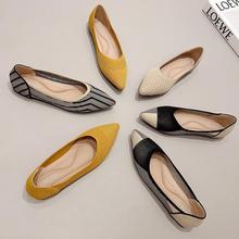 新款跨境大码编织单鞋女飞织平底尖头头针织软底鞋 Female shoes