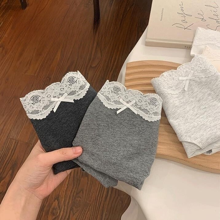Pure Cotton Underwear for Women, Autumn and Winter Thickened Lace-Trimmed Briefs