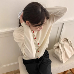 甜美爱心扣针织开衫女2025秋冬新款韩系百搭减龄圆领短款毛衣外套