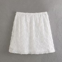 外贸批发2023冬季新款甜美清新优雅纯白中腰立体花朵饰包臀半裙